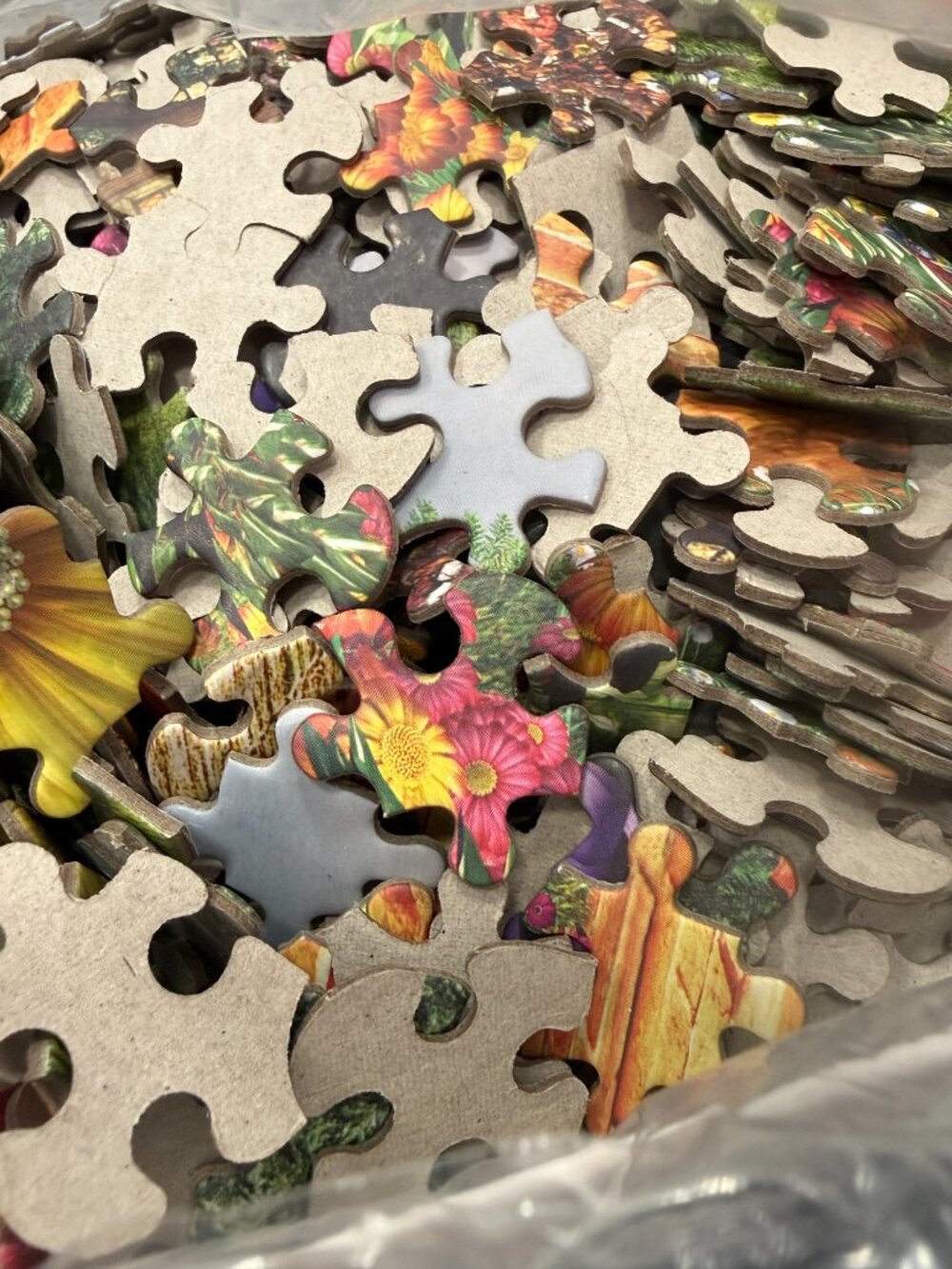 Caplyn Dor Collection jigsaw puzzle 🔴3/$25🔴Midsummer Joy 1000 piece - Picture 5 of 5